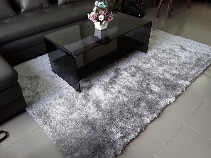 3 lý do nên chọn mua thảm trải sàn phòng khách màu xám