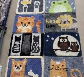 Thảm chùi chân hình thú